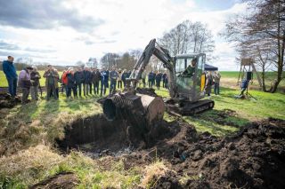ground-breaking ceremony in Sternitz Mire (Picture: Lucas Treise/BioFilm/Michael Succow Stiftung)